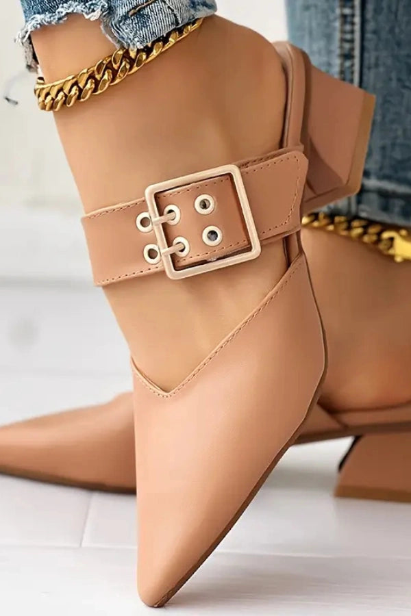 Rote Schlupf‑Pumps mit spitzem Zehenbereich und Blockabsatz