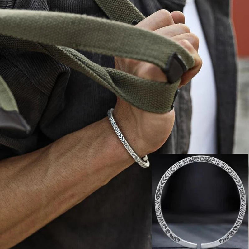 Lucas Minimalistisches Armband
