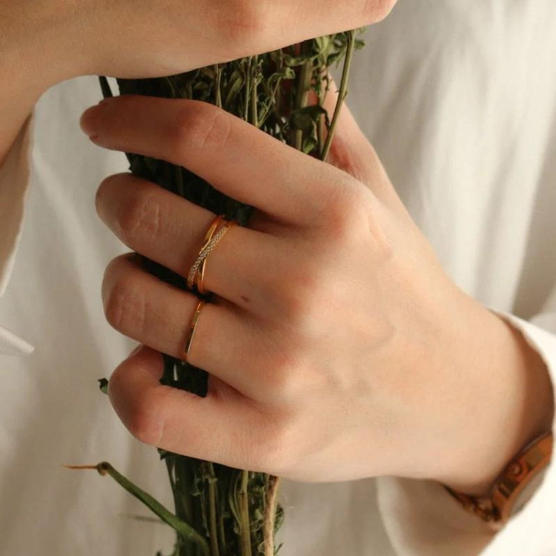 Evanna Kreuz Ring