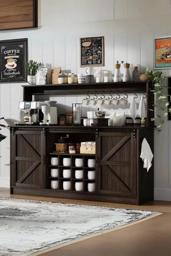Landhaus-Kaffeebar-Sideboard