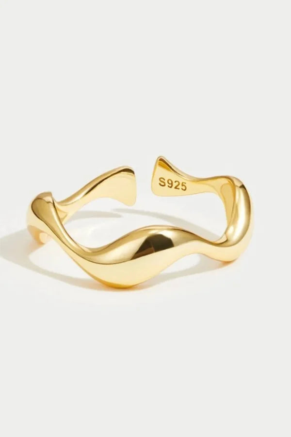 Angela Ring