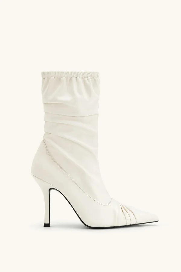 Sumi Stiefeletten