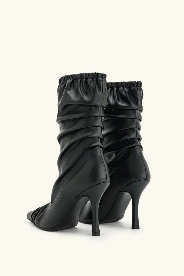 Sumi Stiefeletten