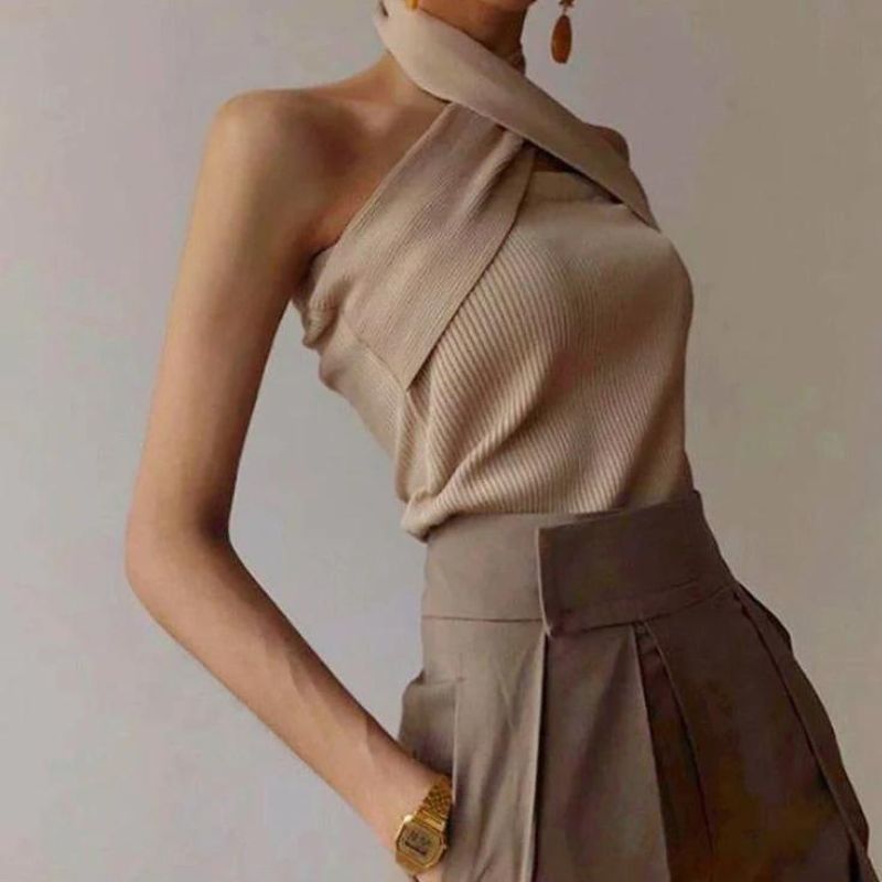 Tanya NeckholderTop